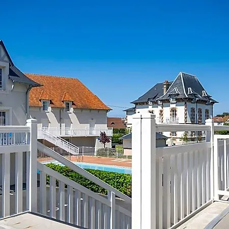 Odalys Le Domaine Des Dunettes Aparthotel Cabourg