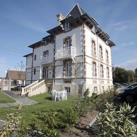 Aparthotel Odalys Le Domaine Des Dunettes 3*