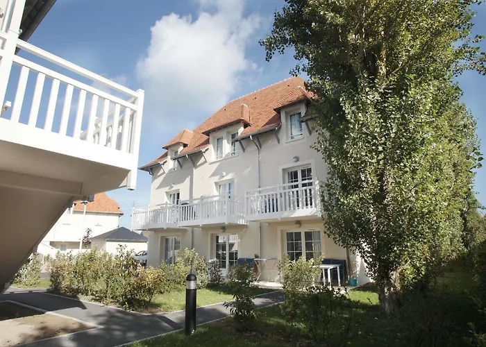 Aparthotel Odalys Le Domaine Des Dunettes 3*